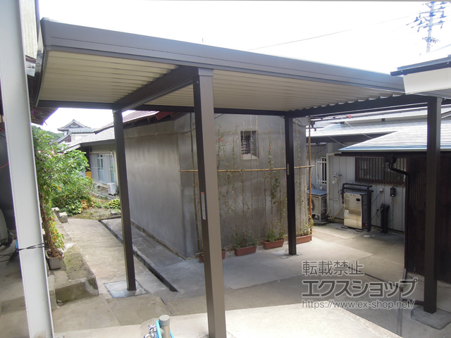 福島県郡山市のLIXIL リクシル（トステム）のカーポート テリオスポートIII 1500 角柱4本仕様 積雪〜50cm対応 施工例