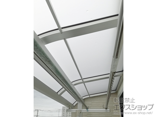 埼玉県川口市ののバルコニー・ベランダ屋根 スピーネ R型 屋根タイプ 単体 積雪〜20cm対応 施工例