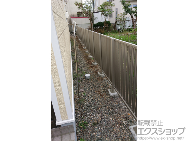 北海道苫小牧市ののフェンス・柵 シンプレオフェンスST1型 縦スリット 自由柱施工 施工例