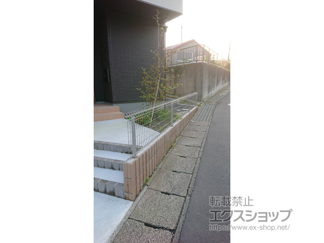 宮城県名取市ののフェンス・柵 メッシュフェンス G10-R 自由柱 施工例