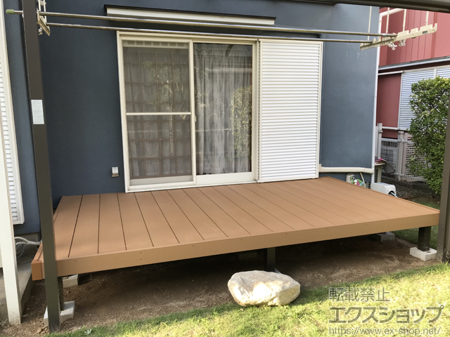 佐賀県三養基郡基山町ののウッドデッキ リウッドデッキ 200 施工例