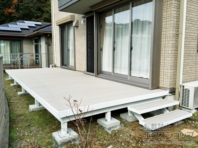 静岡県伊東市ののウッドデッキ ガーデンフロア ラステラ 標準納まり 施工例