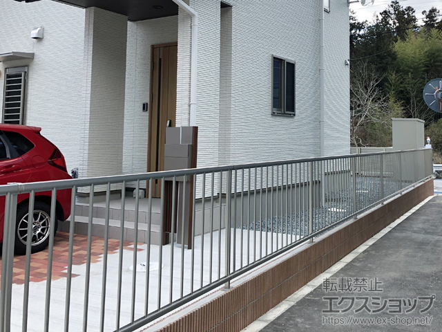 福島県いわき市ののフェンス・柵 ミエッタフェンス 防犯たて格子タイプ 自由柱施工 施工例