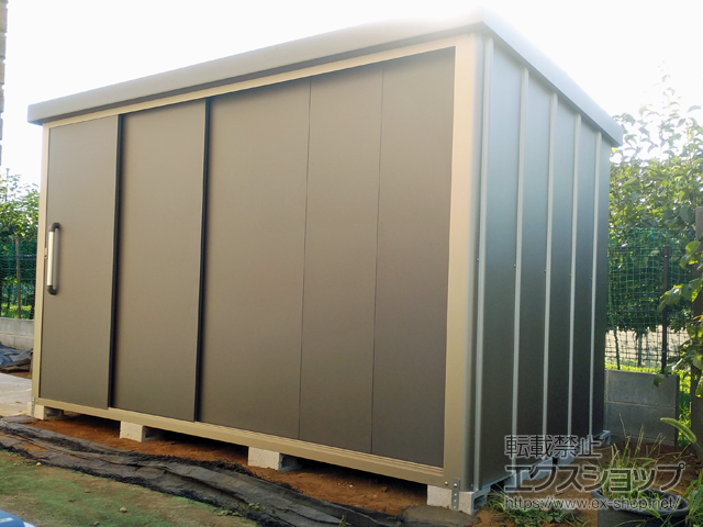 千葉県鎌ケ谷市のの物置・屋外倉庫 エスケーエイト SK8-180 一般型 3000×2000×1940 SK8-180-GK 施工例