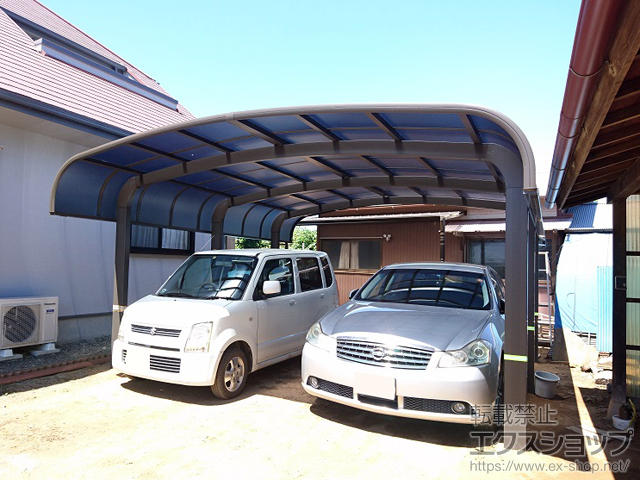 茨城県常総市のLIXIL リクシル（トステム）のカーポート テールポートシグマIII ワイド 積雪〜50cm対応 施工例