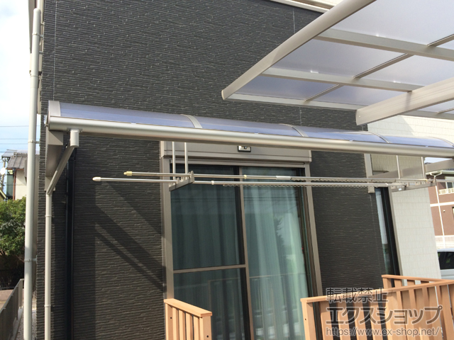 愛知県海部郡大治町ののバルコニー・ベランダ屋根 ヴェクターテラス R型 ルーフタイプ 単体 積雪〜20cm対応 施工例