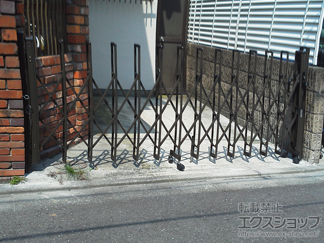 東京都大田区ののカーゲート セレビューMA型 キャスター式 片開き 34SA 施工例