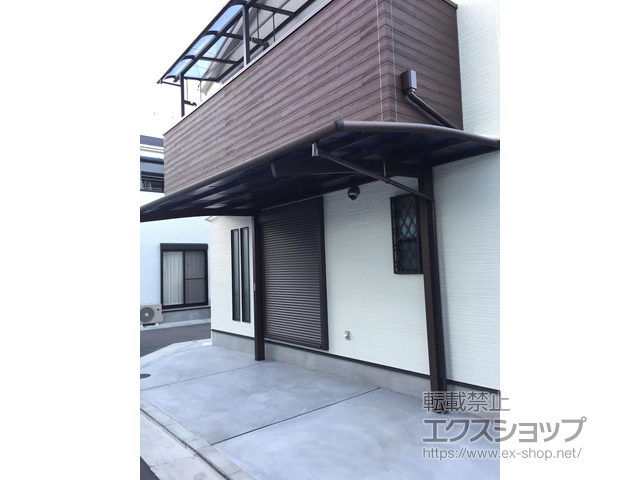 大阪府摂津市ののカーポート レイナポートREグラン 前下がり 積雪〜20cm対応 施工例