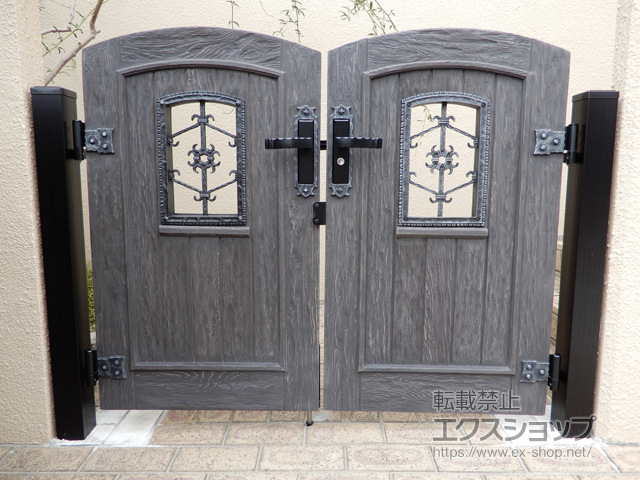 兵庫県神戸市のの門扉 ボレロ2型 両開き　75角門柱使用 施工例
