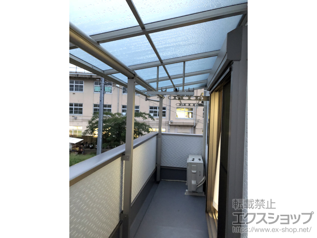 京都府向日市ののバルコニー・ベランダ屋根 ヴェクターテラス F型 屋根タイプ 連棟 積雪〜20cm対応 施工例