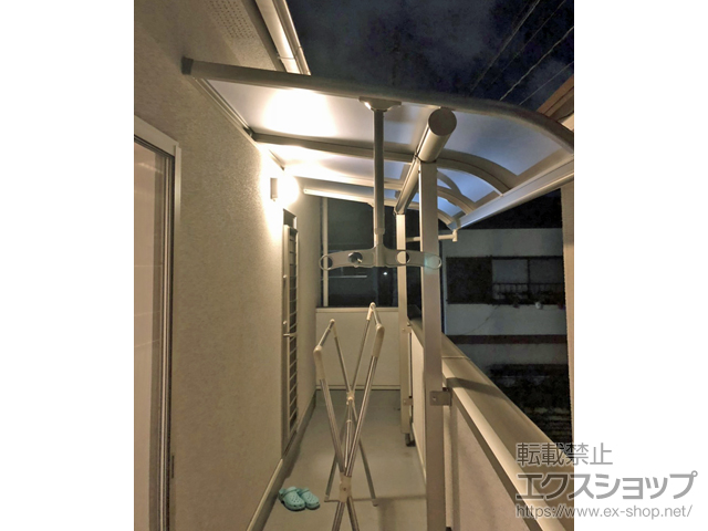 大分県大分市ののバルコニー・ベランダ屋根 ヴェクターテラス R型 屋根タイプ 単体 積雪〜20cm対応 施工例