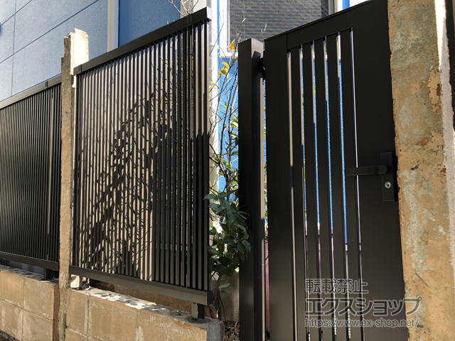 愛知県名古屋市ののフェンス・柵 ライシスフェンス 2型 細たて桟 フリーポールタイプ 施工例