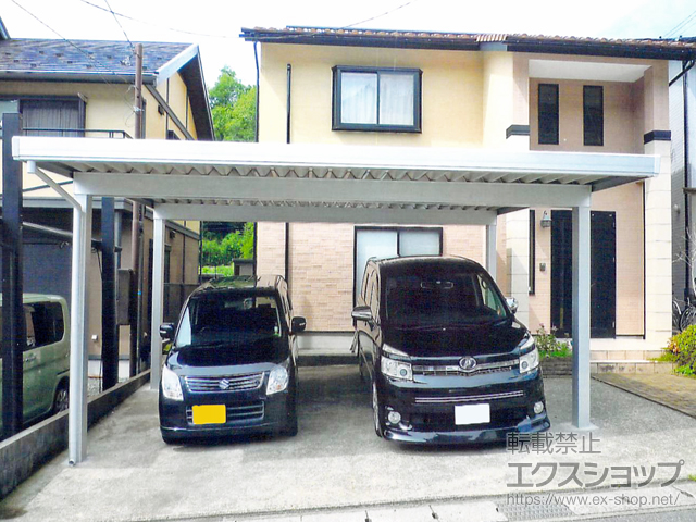 兵庫県豊岡市のLIXIL リクシル（トステム）のカーポート テリオスポートIII 3000 2台用 角柱4本柱 積雪〜100cm対応 施工例