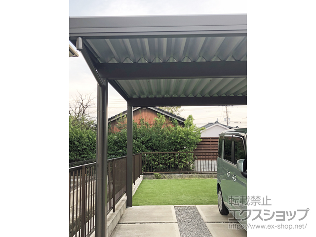 鹿児島県霧島市のLIXIL リクシル（トステム）のカーポート テリオスポートIII 900 2台用 角柱4本仕様 積雪〜30cm対応 施工例
