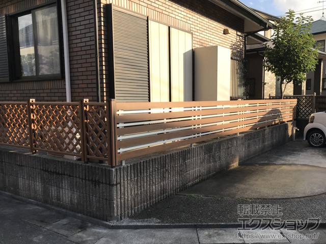 福岡県糸島市ののフェンス・柵 ルシアスフェンスH03型 横板+細横格子 複合カラー 自由柱施工〈1〉 施工例