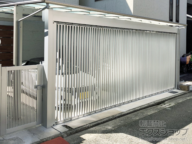 大阪府堺市のの門扉 ニューカムフィ2型 たて細格子 片開き 門柱タイプ 施工例