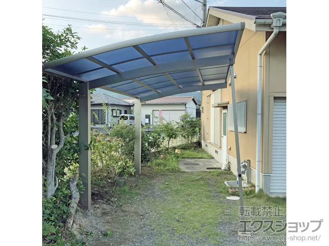 鹿児島県霧島市のYKKAPのカーポート レイナポートグラン 積雪〜20cm対応 施工例