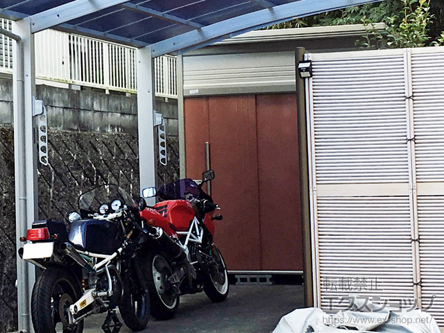 大分県別府市のの物置・屋外倉庫 Mr.トールマンダンディ 多雪型 結露減少型 2200×2290×2570 JN-SZ2222-T 施工例