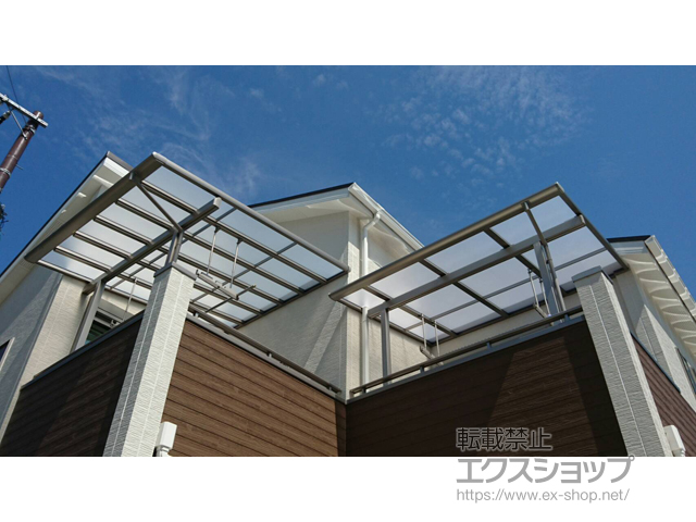 大阪府東大阪市のLIXIL リクシル（トステム）のバルコニー・ベランダ屋根 パワーアルファ F型 屋根タイプ 単体 積雪〜30cm対応 施工例