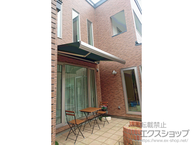 北海道札幌市のLIXIL リクシル（トステム）のオーニング・日よけ 彩風 あやかぜ L型　手動式 施工例