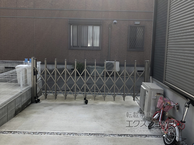 大阪府寝屋川市ののカーゲート トリップゲート RB型 ノンレール 片開き 32S 施工例