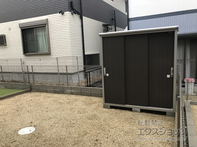 愛知県あま市のの物置・屋外倉庫 エスモ 一般型 1797×900×1959（ESE-1809A） ESE-1809A-DW 施工例