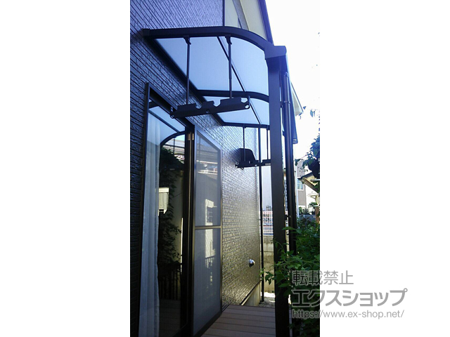 埼玉県所沢市ののテラス屋根 スピーネ R型 テラスタイプ 単体 積雪〜20cm対応＋ スピーネ用吊り下げ物干し Ａセット 標準2本入り×1セット 施工例