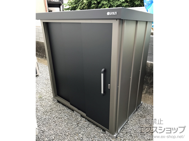 大阪府八尾市のの物置・屋外倉庫 エスケーエイト SK8-70 一般型 1800×1200×1940 SK8-70-GK 施工例