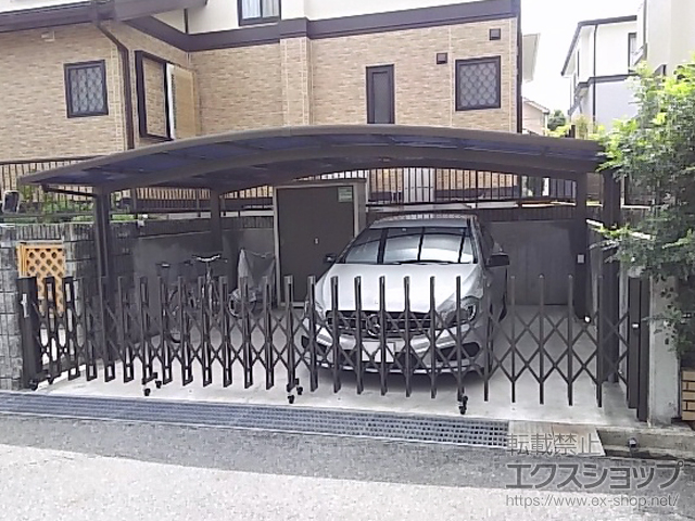 兵庫県神戸市ののカーゲート アルシャインII M型 Aタイプ ノンレール 片開き 550S 施工例