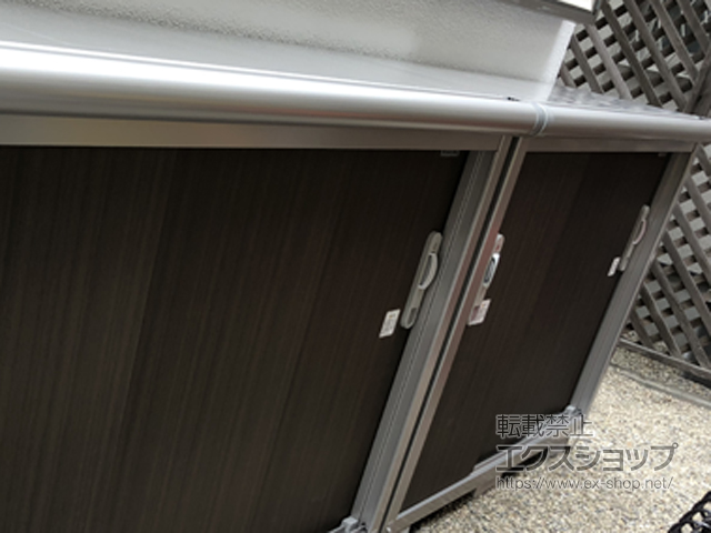 奈良県奈良市のの物置・屋外倉庫 エスモ 一般型 1650×520×1101 ESE-1605Y-DW 施工例