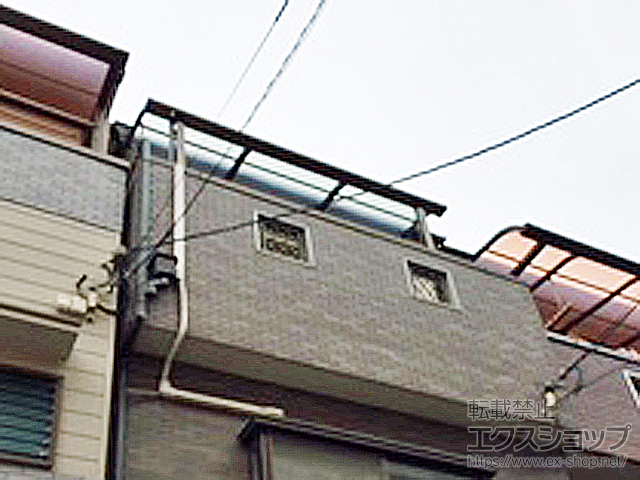 大阪府大阪市ののバルコニー・ベランダ屋根 スピーネ R型 屋根タイプ 単体 積雪〜20cm対応 施工例