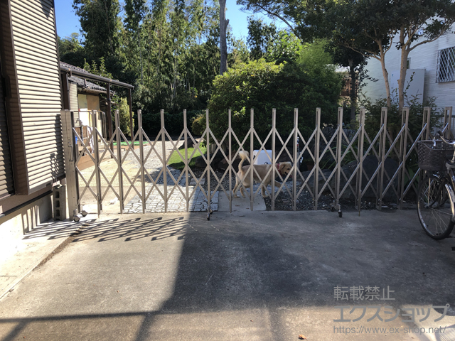 愛知県豊川市ののカーゲート バリューアコー A1型 片開き 560S 施工例