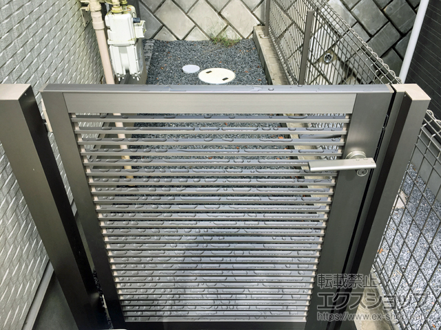 千葉県千葉市のの門扉 プレスタ門扉 1型 細横桟 片開き 柱使用 施工例