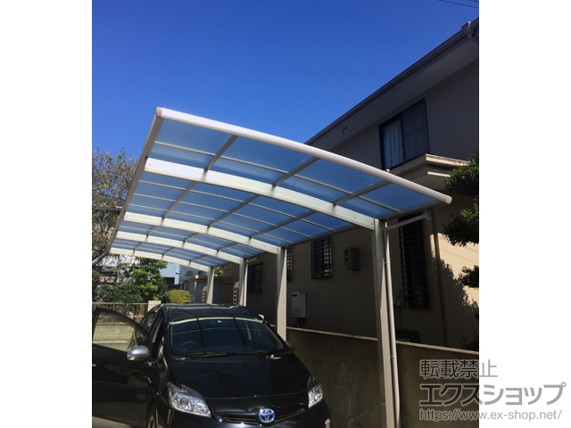 長崎県諫早市ののカーポート レイナポートグラン 縦連棟　積雪〜20cm対応 施工例