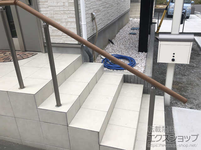 福島県郡山市ののフェンス・柵 エトランポS2型 フリー支柱タイプ 上部笠木納まり/1段笠木仕様 施工例