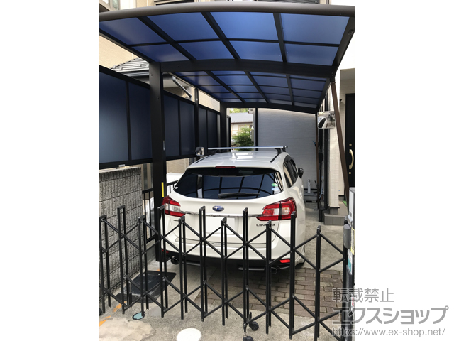 神奈川県海老名市ののカーポート レイナポートREグラン 前下がり 積雪〜20cm対応 施工例