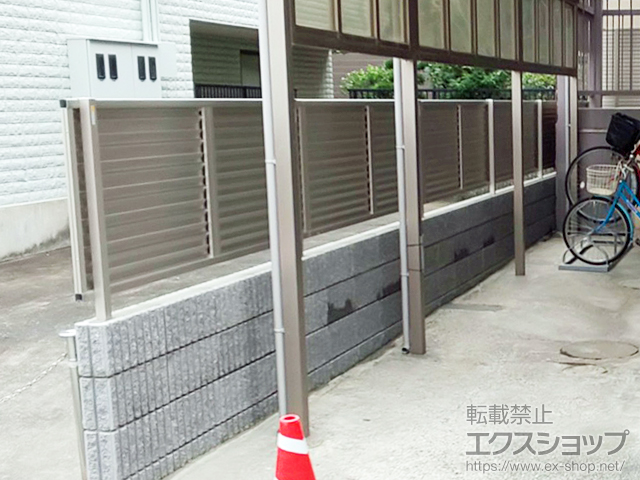 埼玉県蕨市ののフェンス・柵 ミエーネフェンス 目隠しルーバータイプ 自由柱施工 施工例