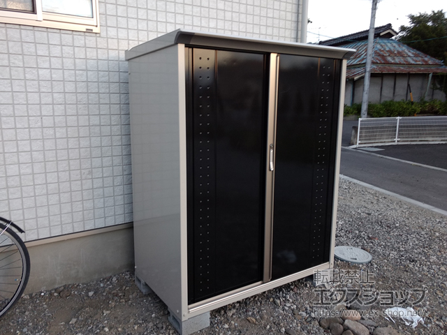 長野県上田市のの物置・屋外倉庫 グランプレステージジャンプ 1304×750×1600（GP-137B-T） GP-137B-T-CK 施工例