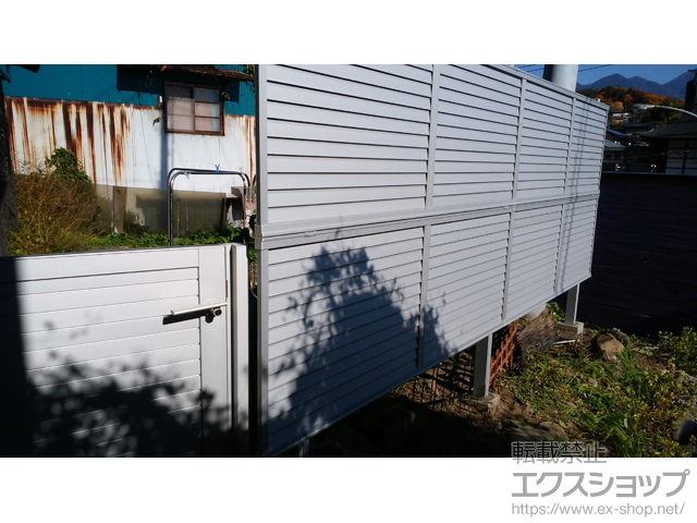 長野県木曽郡木曽町のの門扉 プレスタ門扉 5型 横目隠し 片開き 柱使用 施工例