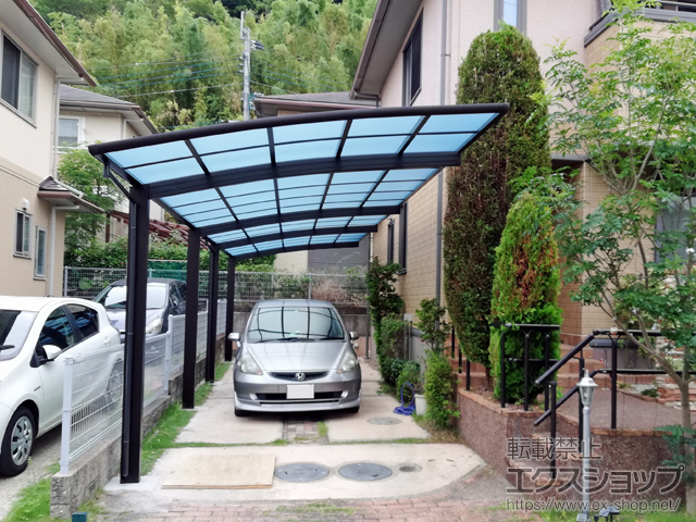 長崎県佐世保市ののカーポート レイナポートグラン 縦連棟　積雪〜20cm対応 施工例