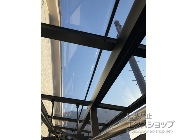 埼玉県川口市ののバルコニー・ベランダ屋根 スピーネ F型 屋根タイプ 連棟 積雪〜20cm対応 施工例