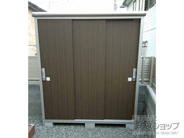 静岡県静岡市のの物置・屋外倉庫 エスモ 一般型 1797×520×1959 ESE-1805A-DW 施工例