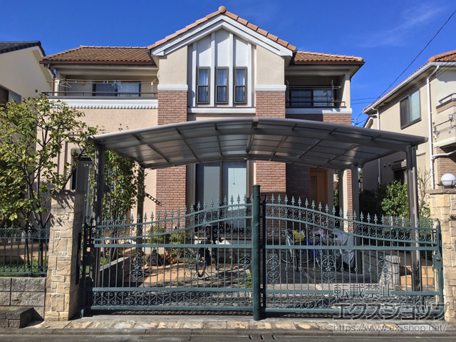 東京都町田市ののカーポート ネスカR (ラウンドスタイル) ワイド 積雪〜20cm対応 施工例