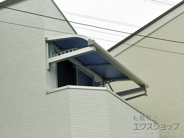 東京都昭島市ののバルコニー・ベランダ屋根 ヴェクターテラス R型 ルーフタイプ 単体 積雪〜20cm対応 施工例