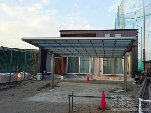 愛知県丹羽郡大口町ののカーポート 4G フォーグワイド マテリアルカラー 積雪〜20cm対応 施工例