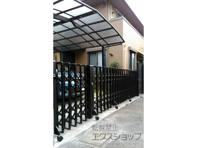 東京都国分寺市ののカーゲート レイオス3型(ペットガード) ノンレール 片開き親子 12-37S 施工例