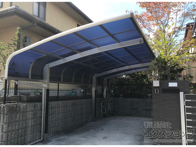 兵庫県三田市ののカーポート レイナキャップポートグラン 延長 積雪〜20cm対応 施工例