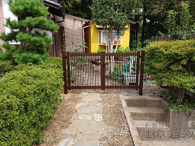 千葉県市原市のの門扉 シンプレオ門扉T1型 縦格子 両開き 門柱使用 施工例