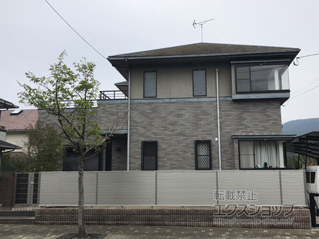 福岡県北九州市ののフェンス・柵 シンプレオフェンス5型 横目隠し 自由柱施工 施工例