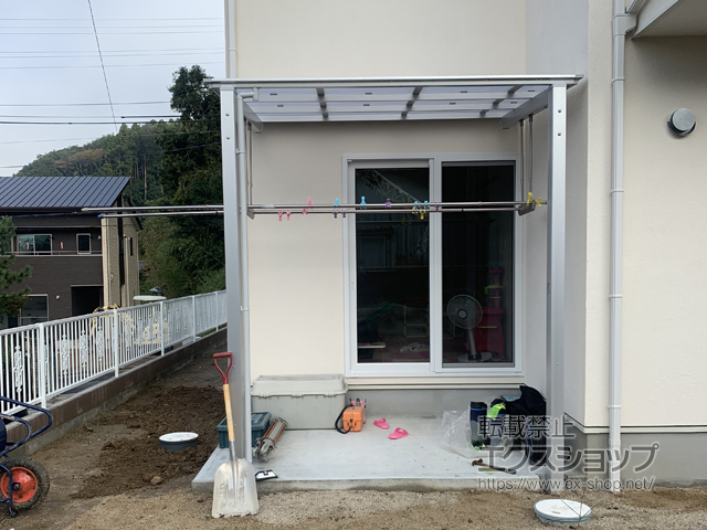 福島県いわき市ののテラス屋根 フーゴF 独立テラスタイプ 単体 積雪〜20cm対応 施工例